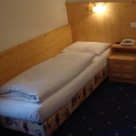 Hotel Ju Furcia サン・ヴィジリオ・ディ・マレッベ エクステリア 写真